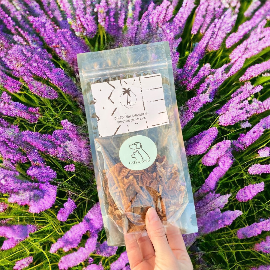 FISH SHAVINGS - Dehydrated natural snack for cats and dogs