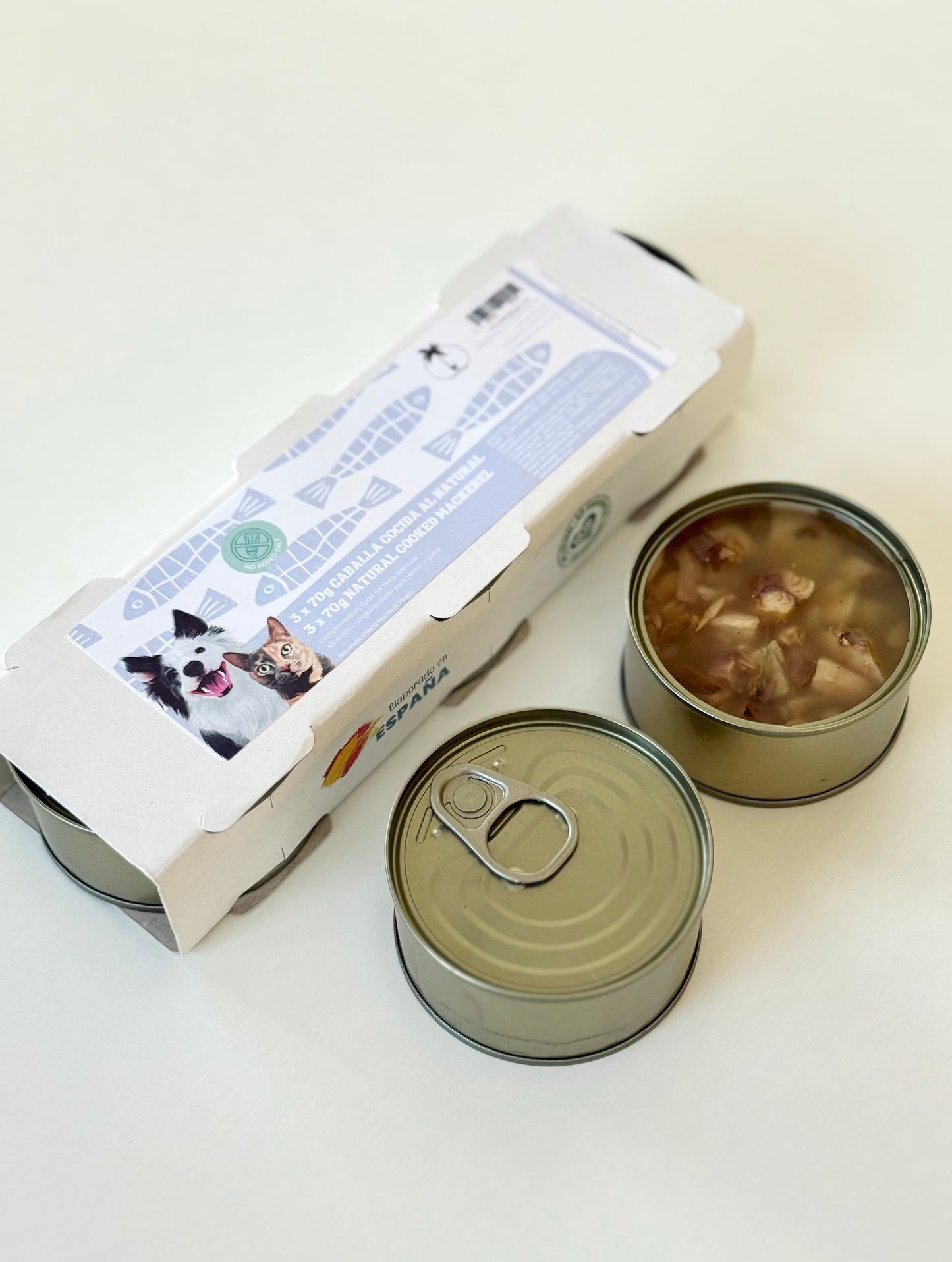 NATURAL COOKED MACKEREL TINS - 3x70g tins for dogs & cats - Tail & Tropic natural pet food