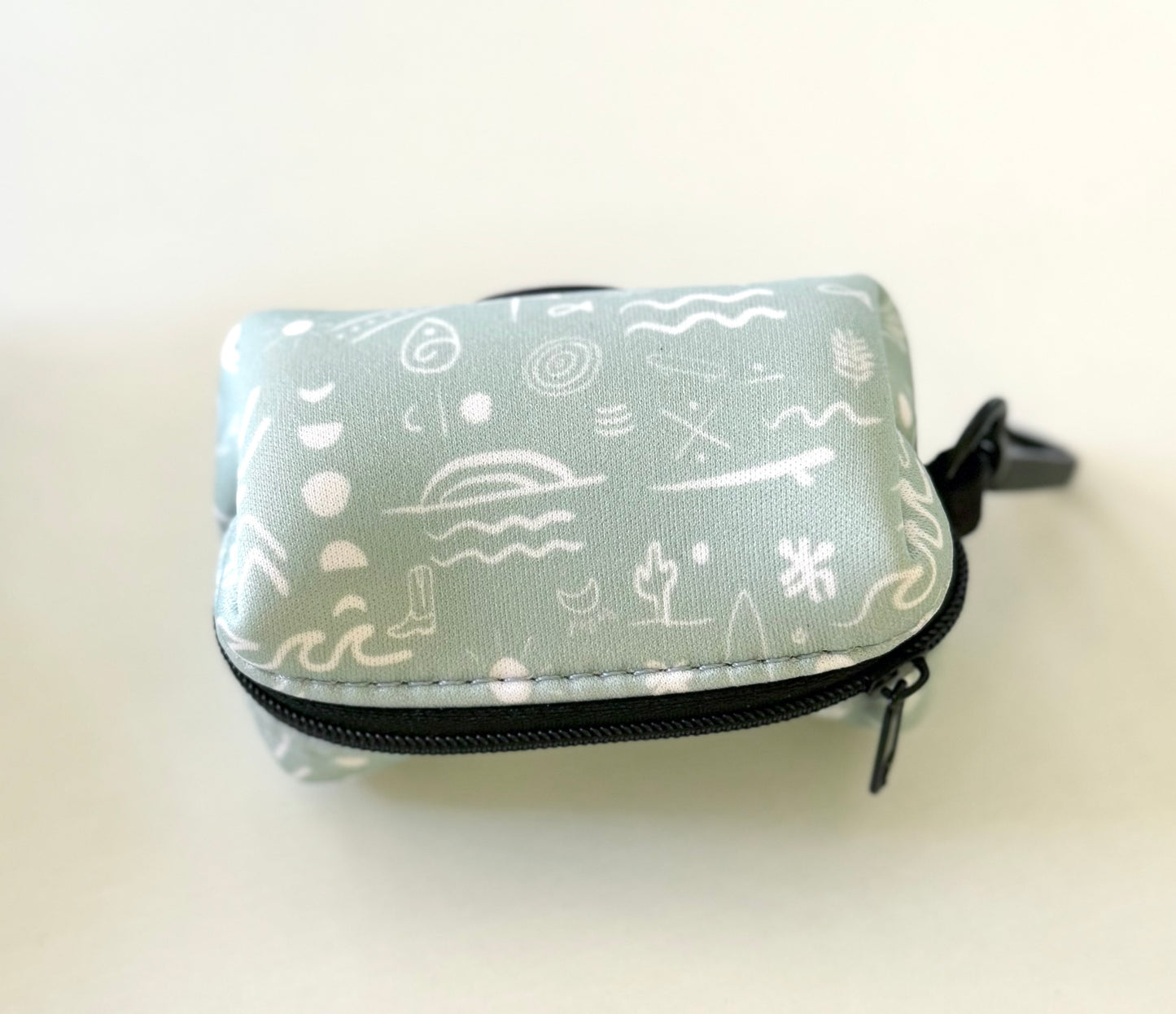 AURA Poo Bag Dispenser - Tail & Tropic