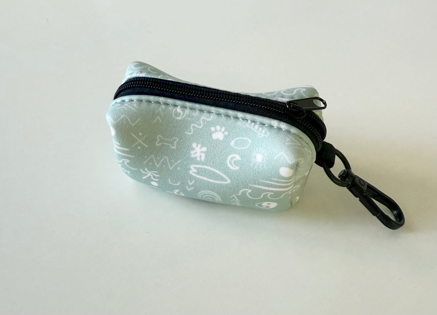 AURA Poo Bag Dispenser - Tail & Tropic