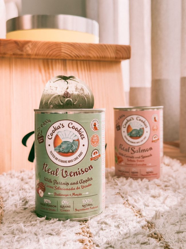 VENISON APPLE & PARSNIP Humid Tinned Food from Cookas Cookies - Tail & Tropic