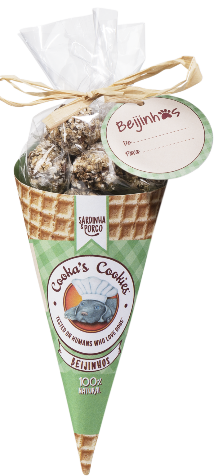 SARDINE & PORK KISSES - Handmade natural dog treats from Cookas Cookies - Tail & Tropic