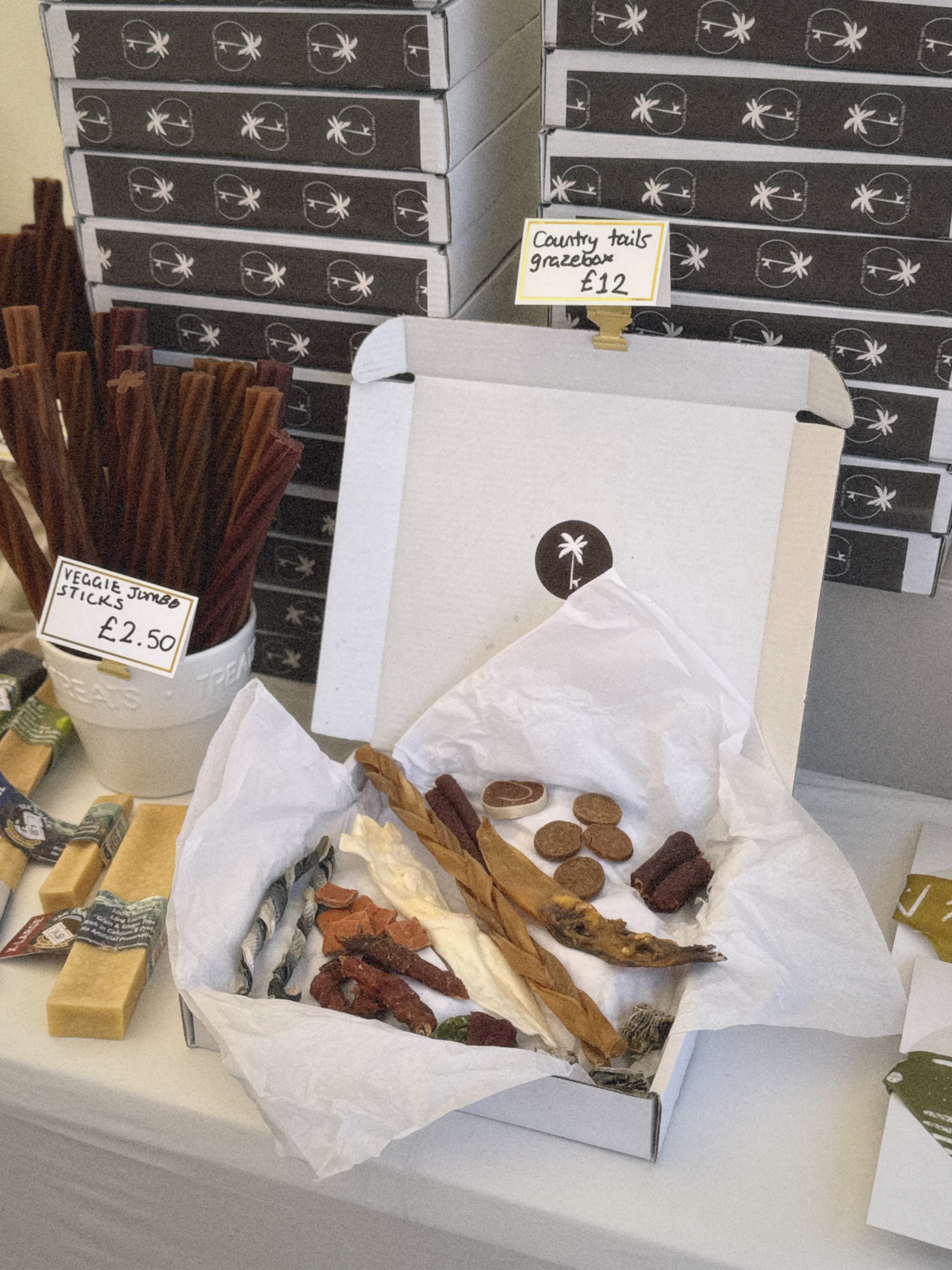Country Tails Gourmet Grazebox