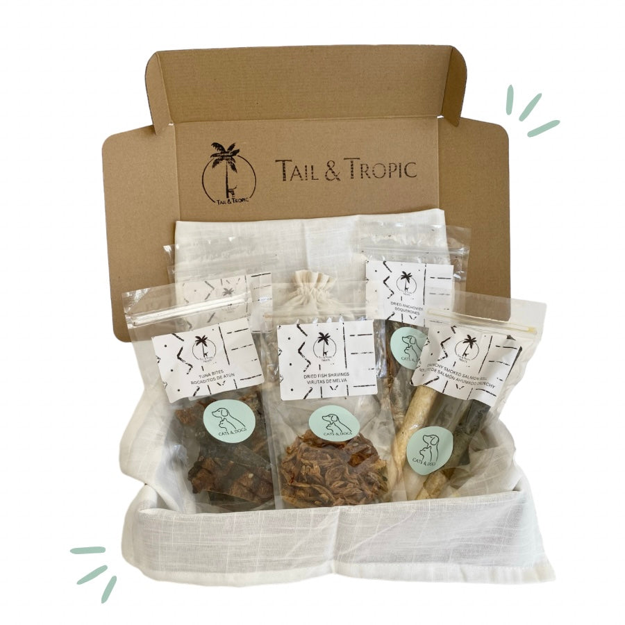 FISH BOX - 100% Natural box of treats Tail and Tropic snacks for cats and dogs