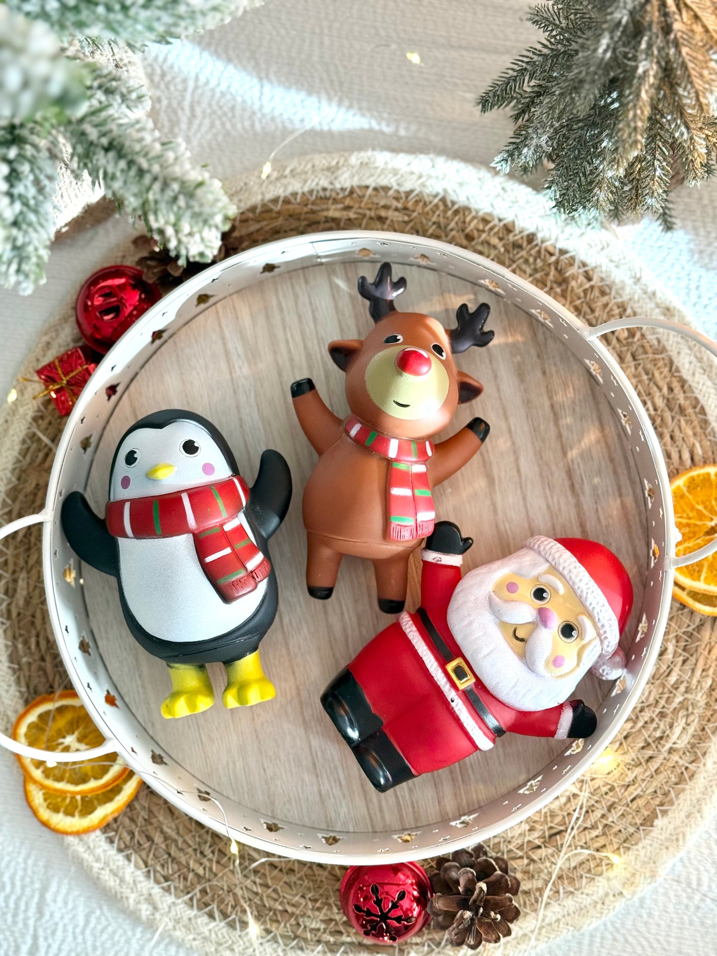 XMAS Santa Claus Vinyl Toy – 12 cm - Tail and Tropic