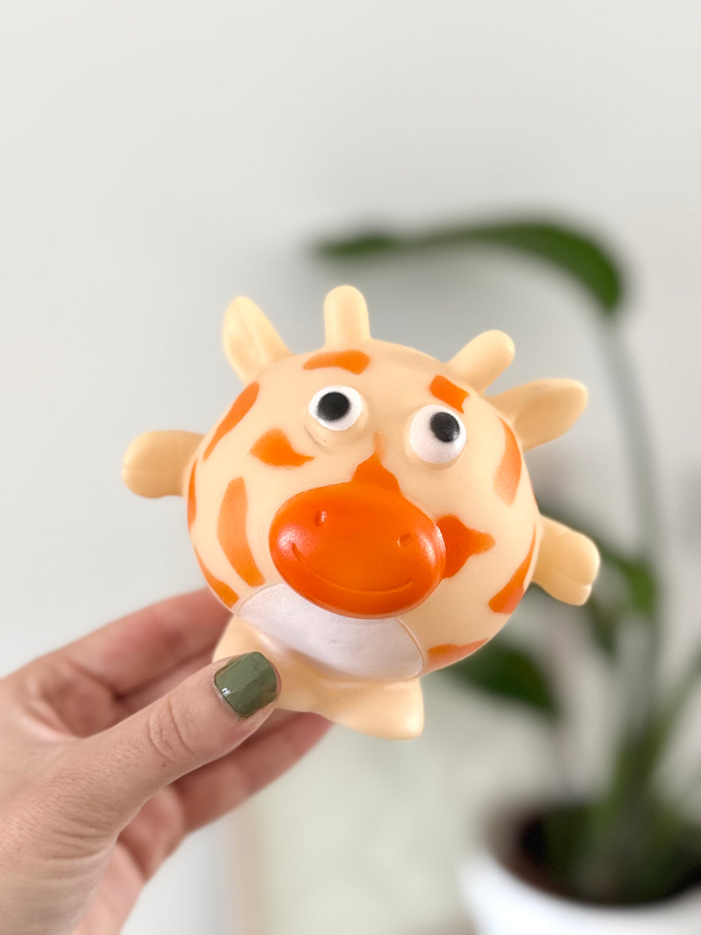 Giraffe Safari Ball