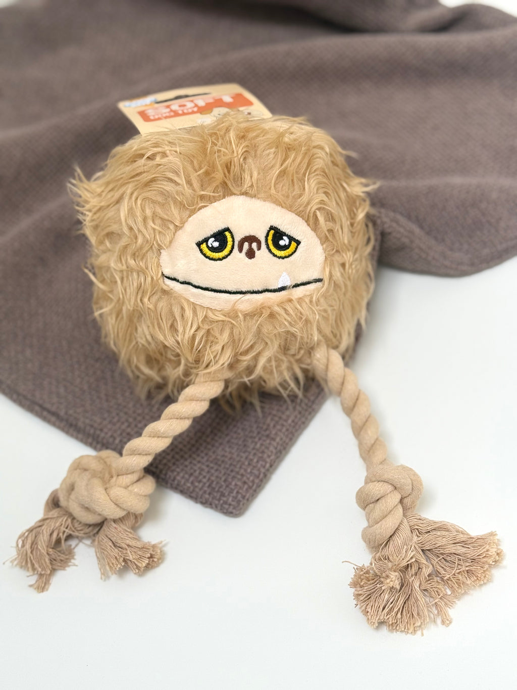 Hairy Tug Monster 28cm