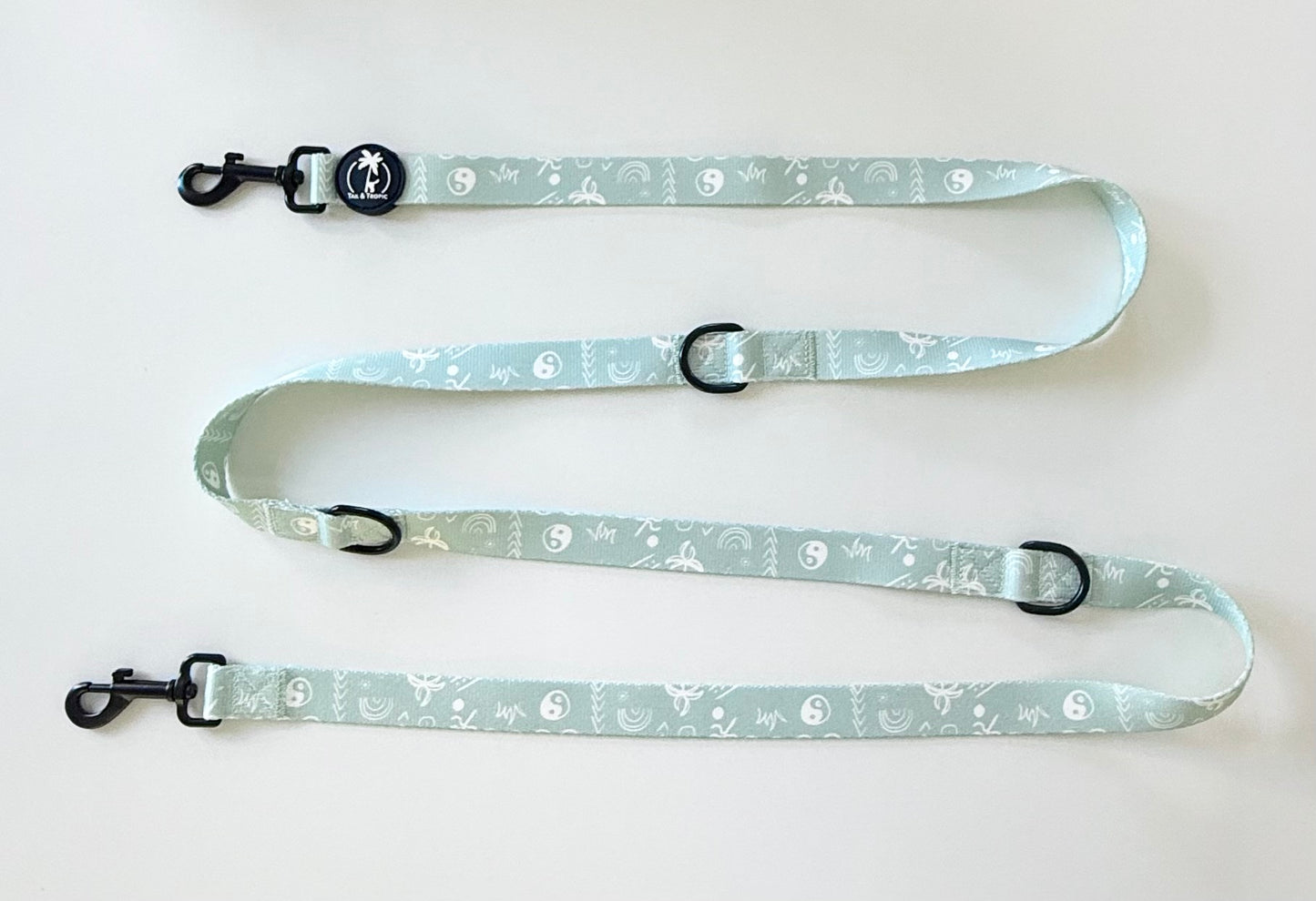 Correa Multiposición para Perros – Colección AURA 🌊 | Libertad Manos Libres en Azul Boho Mediterráneo – Tail & Tropic